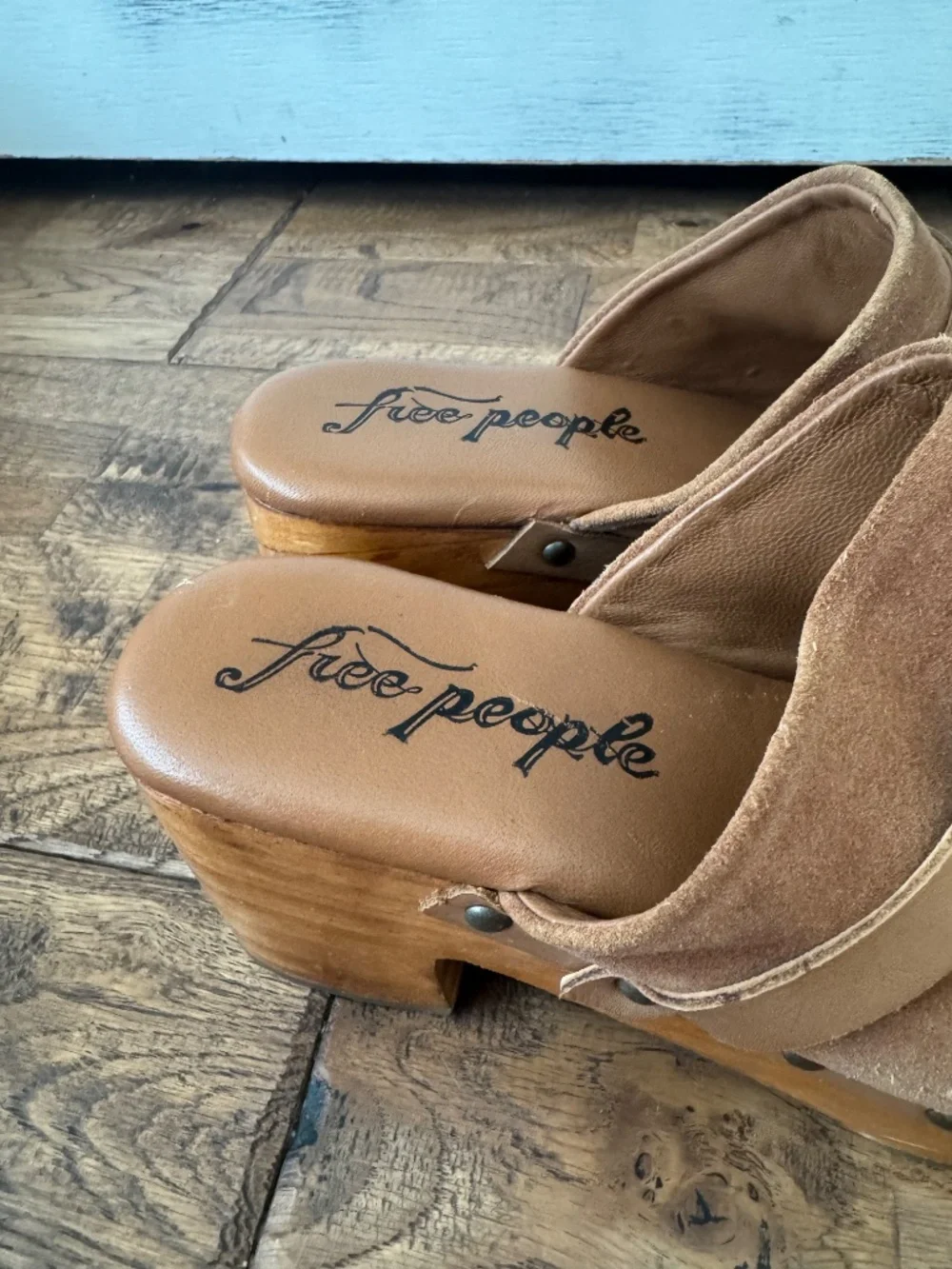 Free People Calabasas‎ Clog Cognac Suede Shoes Women's Size 37 US 7